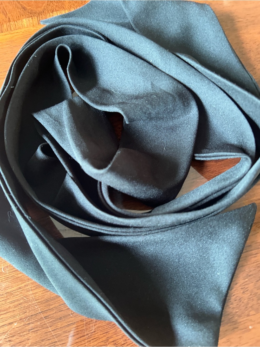 Scarf Black narrow 3“ x 61“ vintage tapered ends